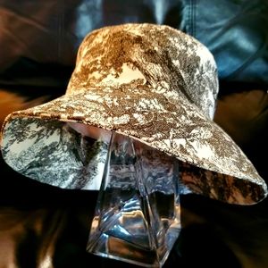 Toile Black & White Cotton Bucket Hat